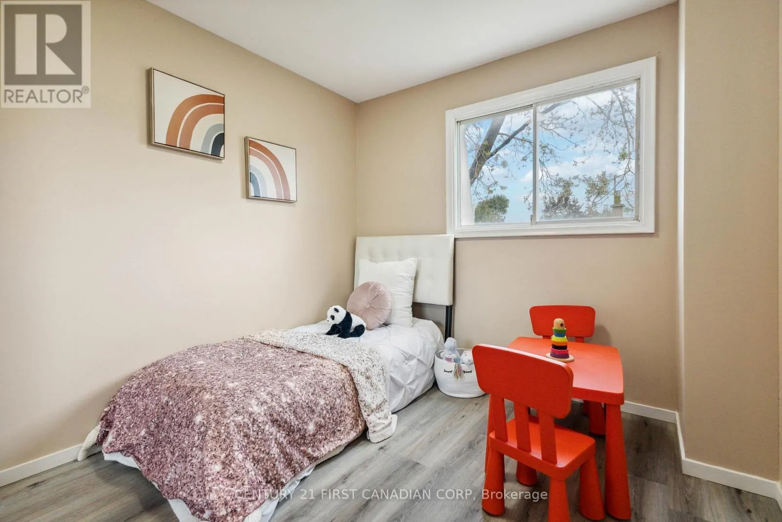2 - 155 BOULLEE STREET, #2