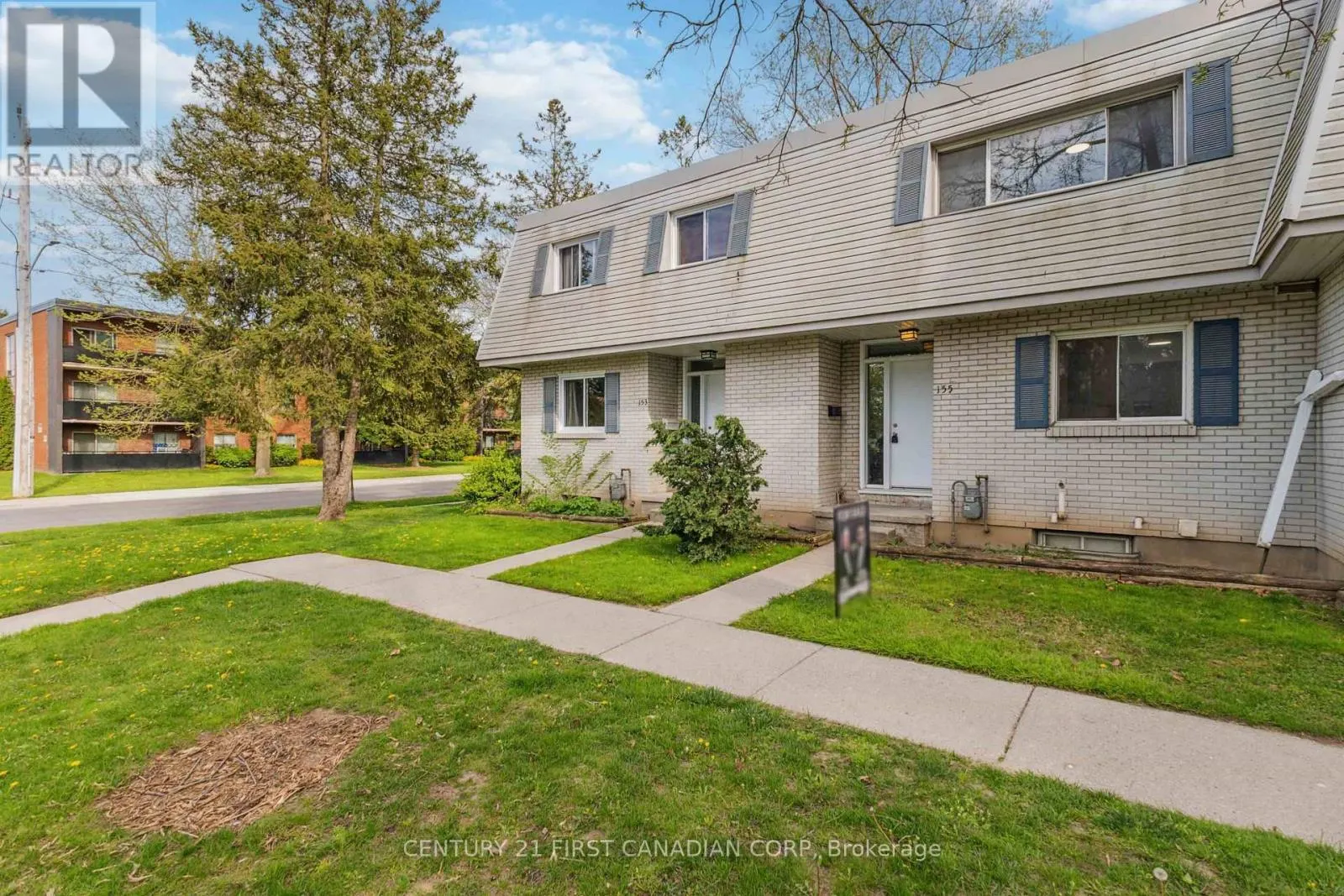 2 - 155 BOULLEE STREET, #2