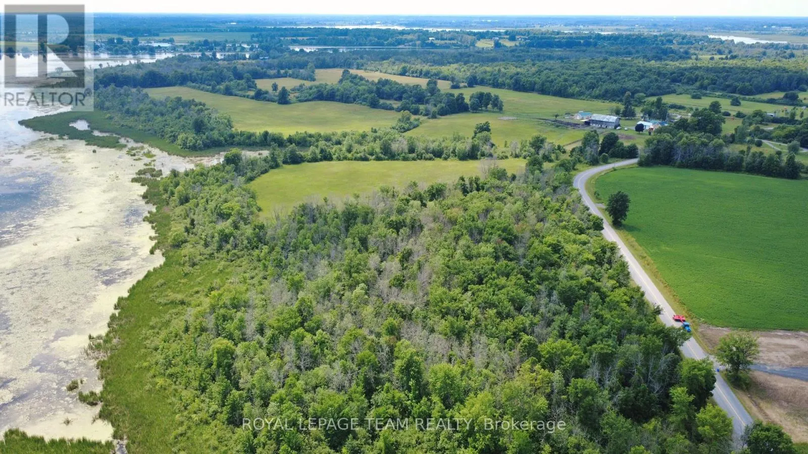 00 RIDEAU RIVER ROAD