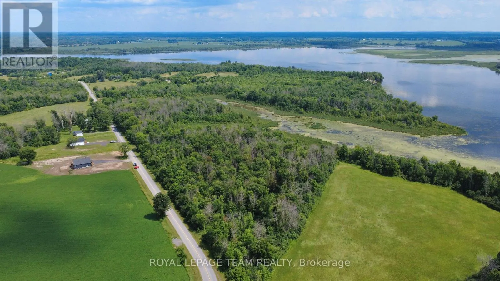 00 RIDEAU RIVER ROAD