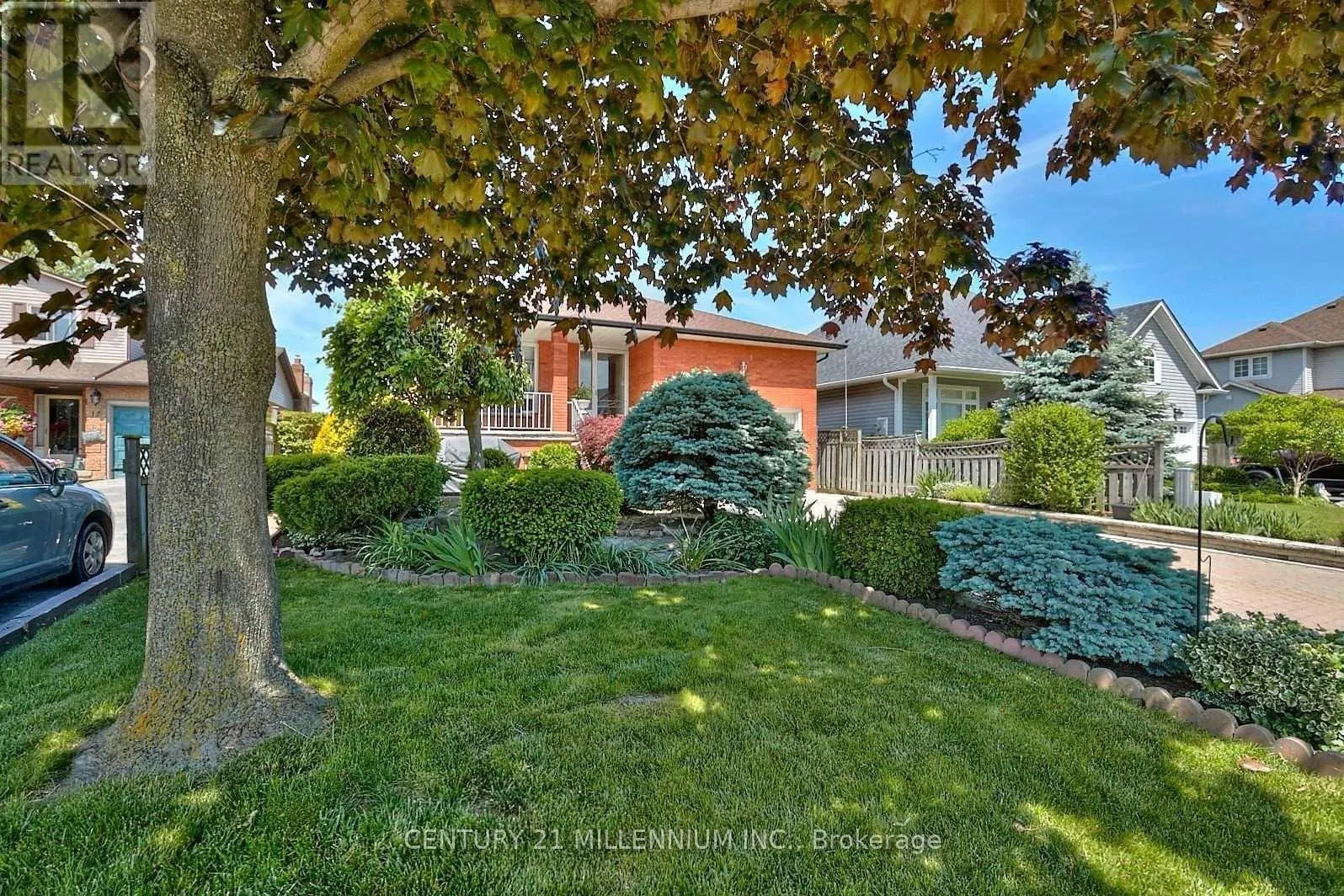 10 HOMELAND AVENUE