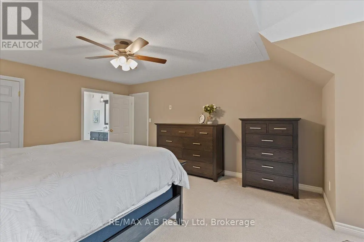 214 JORDAN CRESCENT
