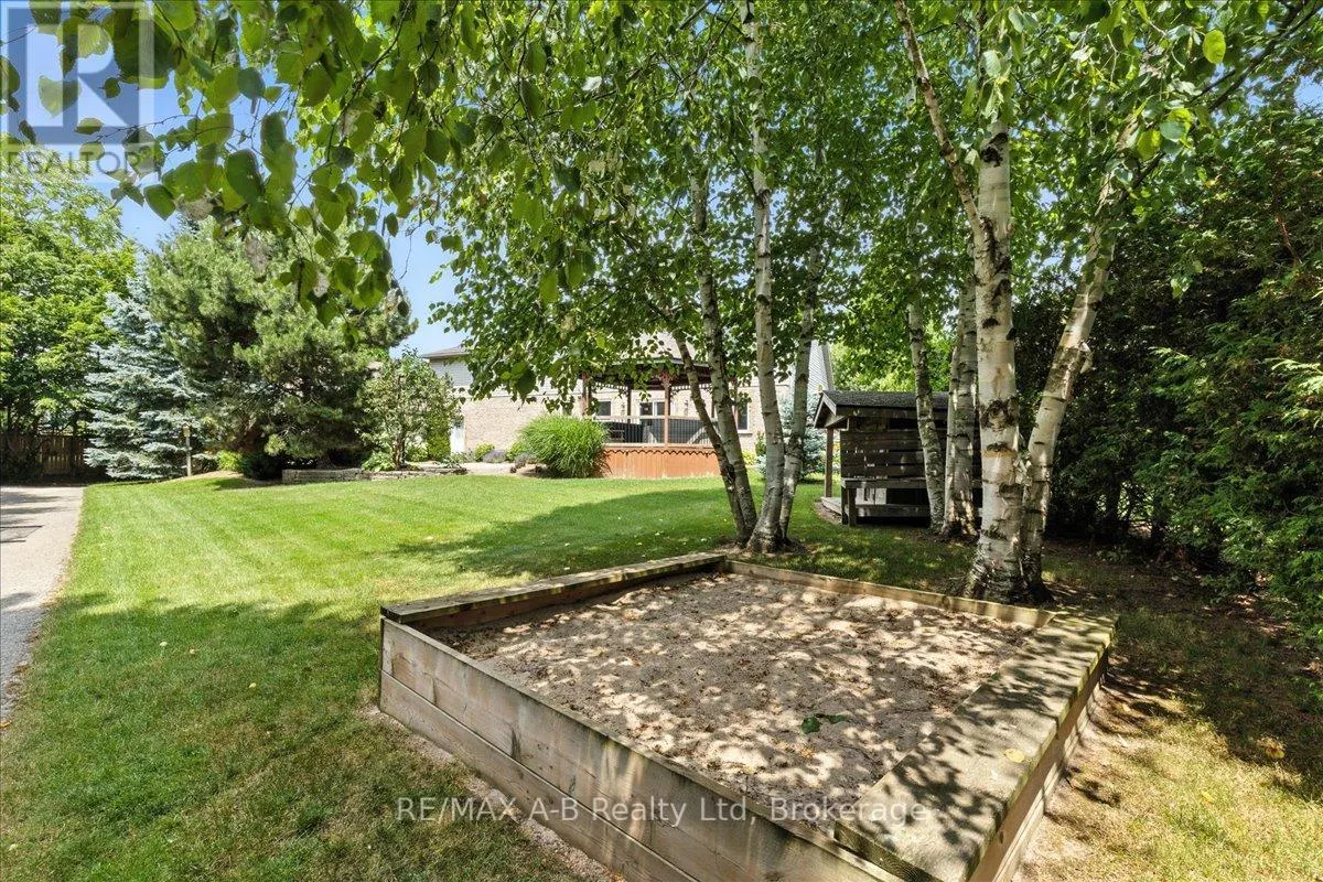 214 JORDAN CRESCENT