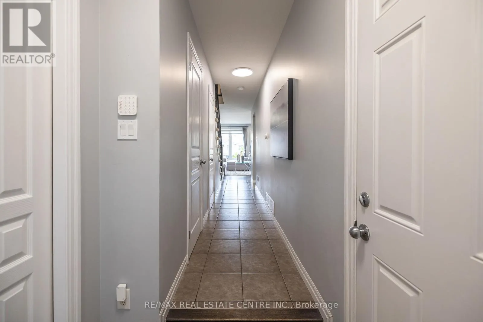 94 - 105 PINNACLE DRIVE