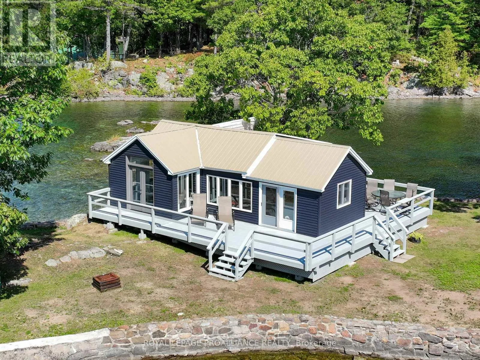 1 BLACK CAT ISLAND