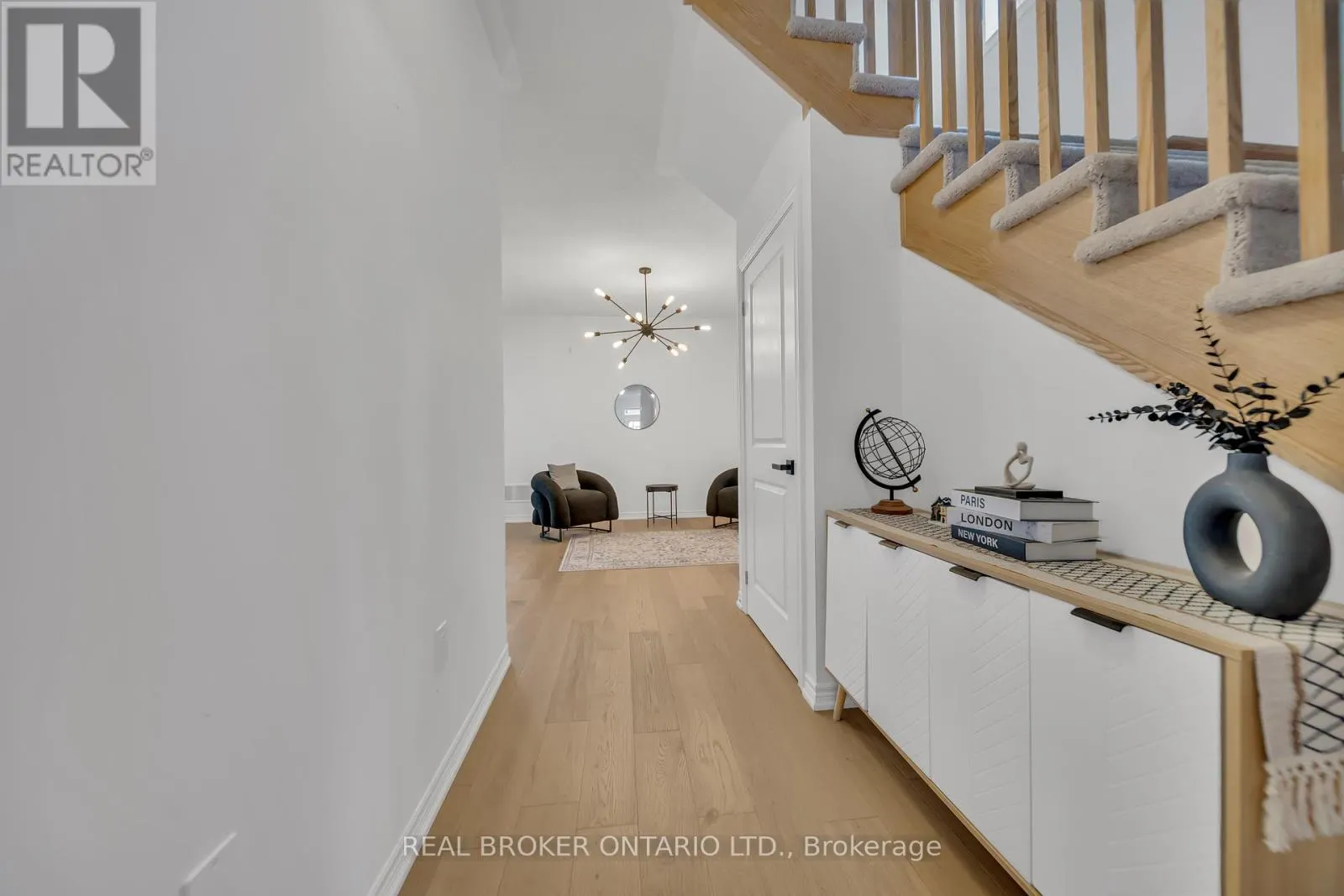175 REA DRIVE