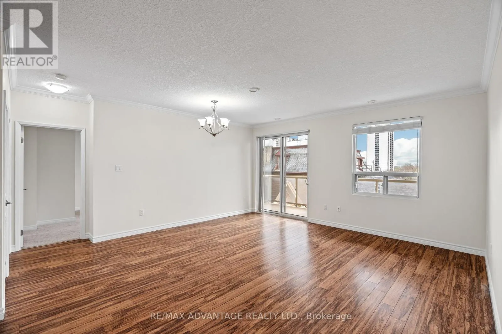 301 - 435 COLBORNE STREET, #301