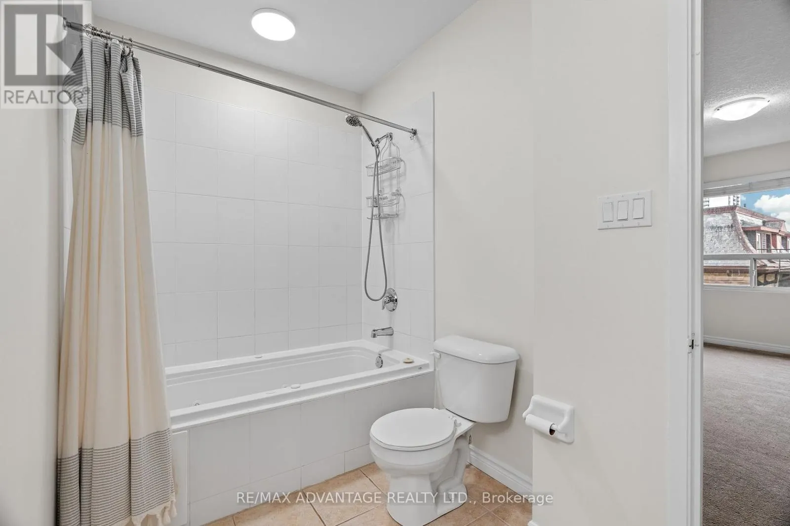 301 - 435 COLBORNE STREET, #301