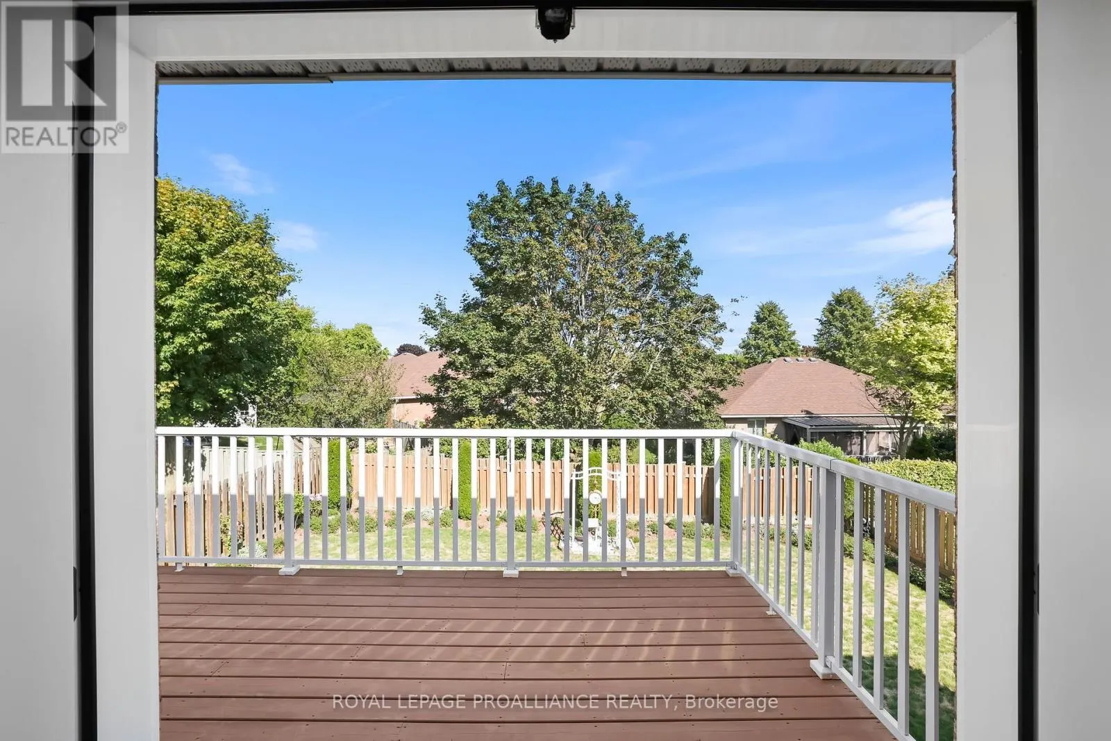 746 MUNSON CRESCENT
