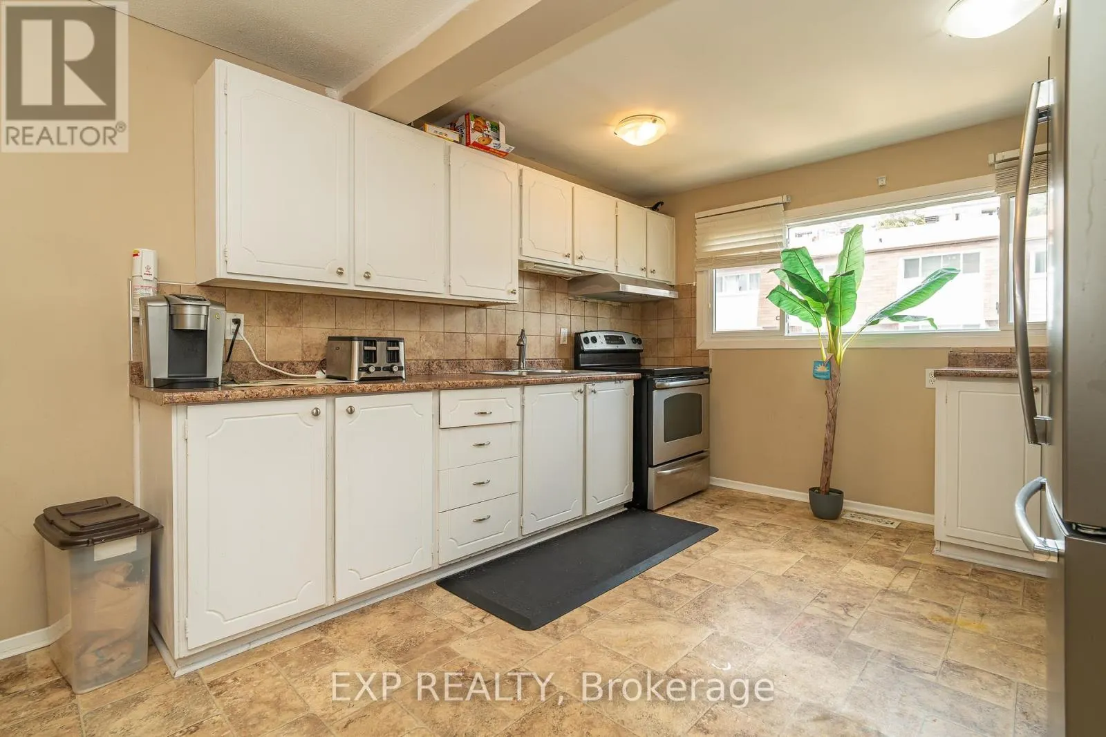 40 - 2296 ORIENT PARK DRIVE