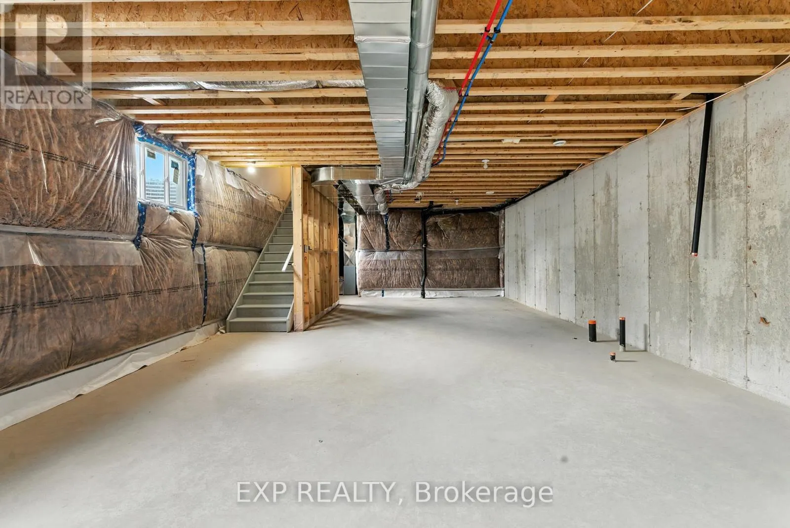 116 FORKS ROAD E