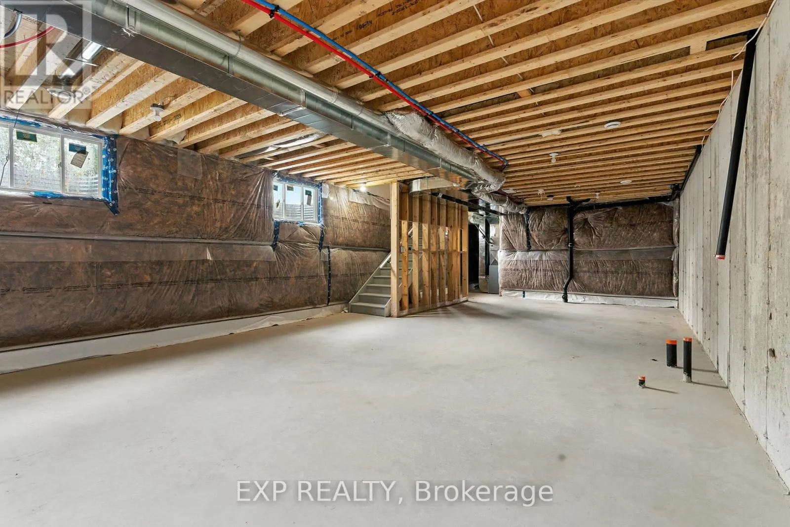 116 FORKS ROAD E