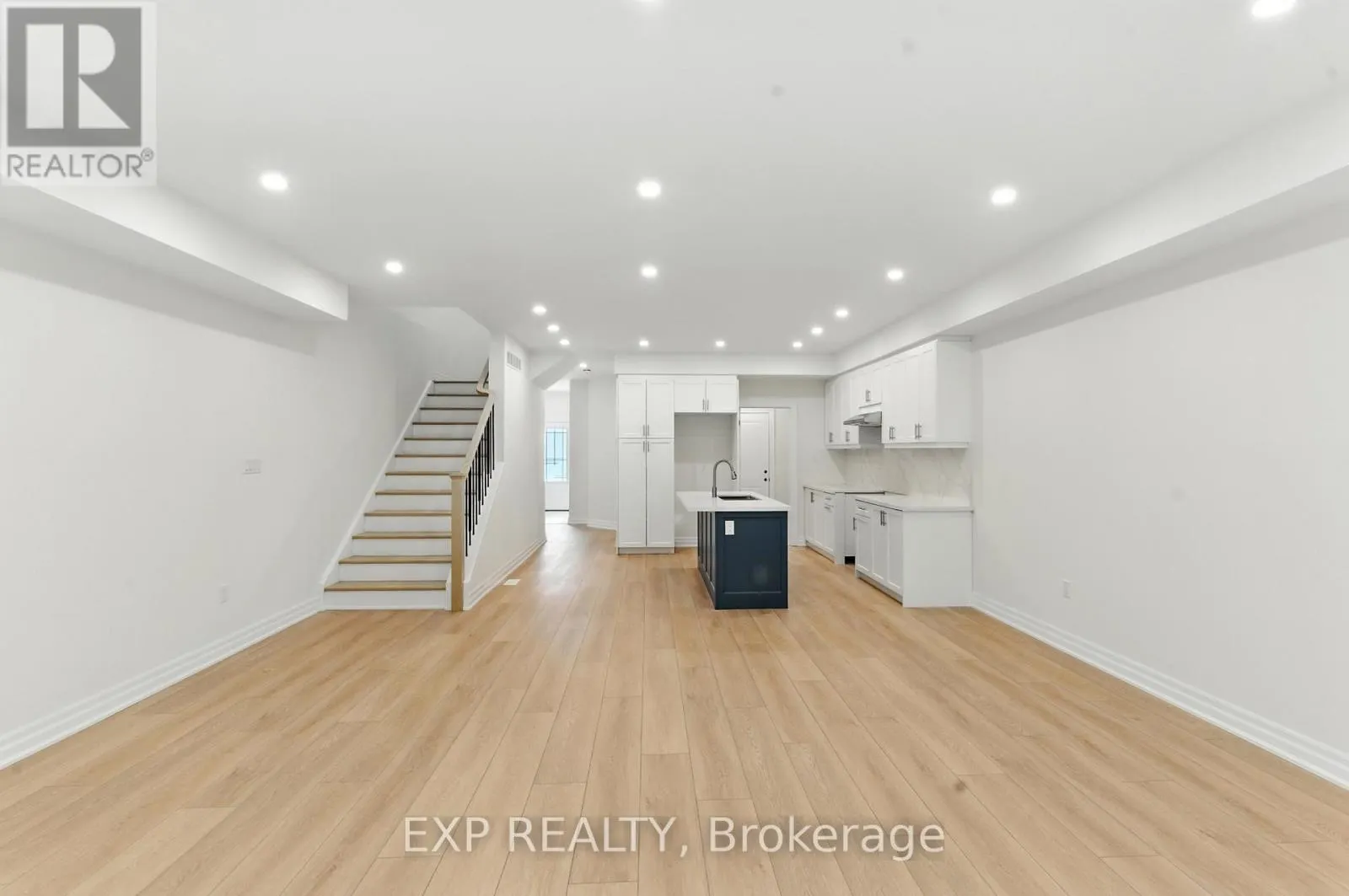 116 FORKS ROAD E