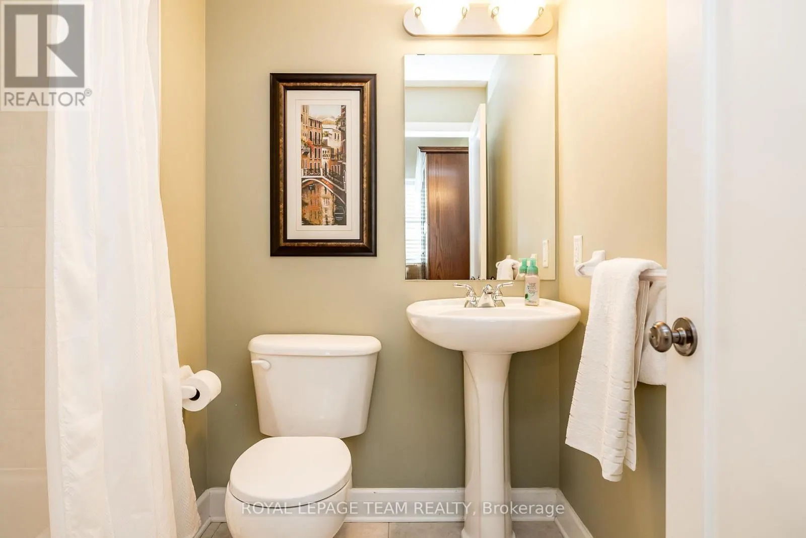 19 TURTLE POINT PRIVATE