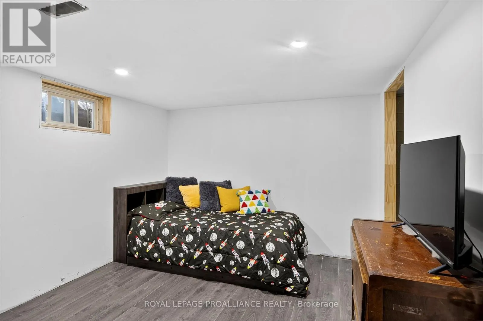 496 CROSS STREET