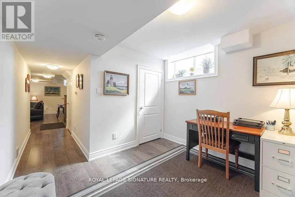 47 WINDSOR CIRCLE