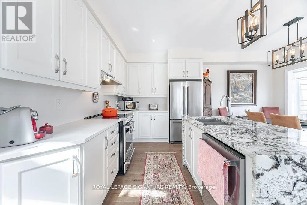 47 WINDSOR CIRCLE