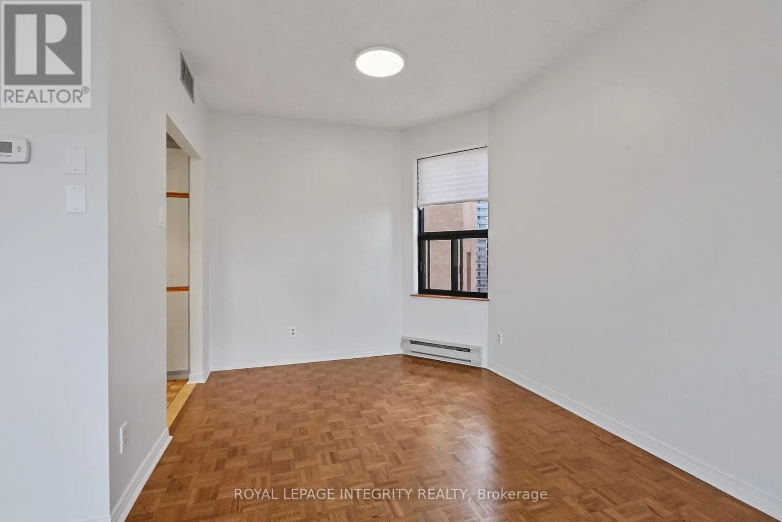601 - 556 LAURIER AVENUE W