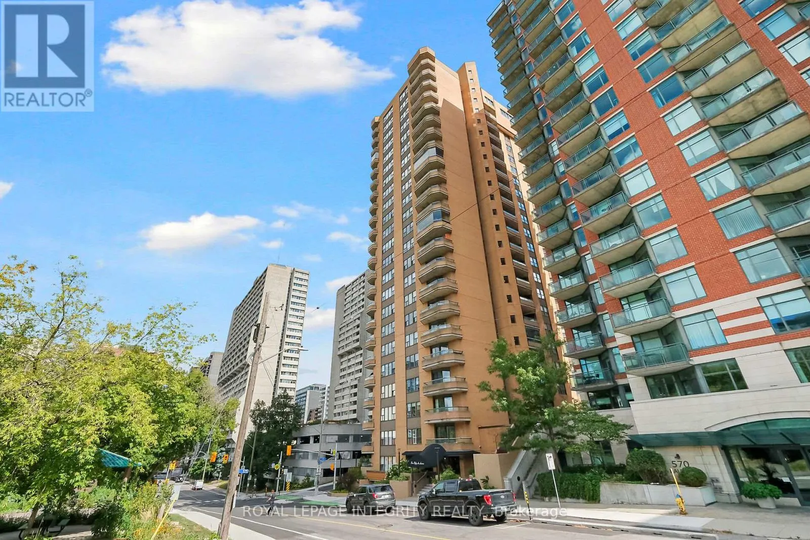 601 - 556 LAURIER AVENUE W
