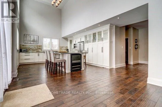 102 HEMLOCK COURT