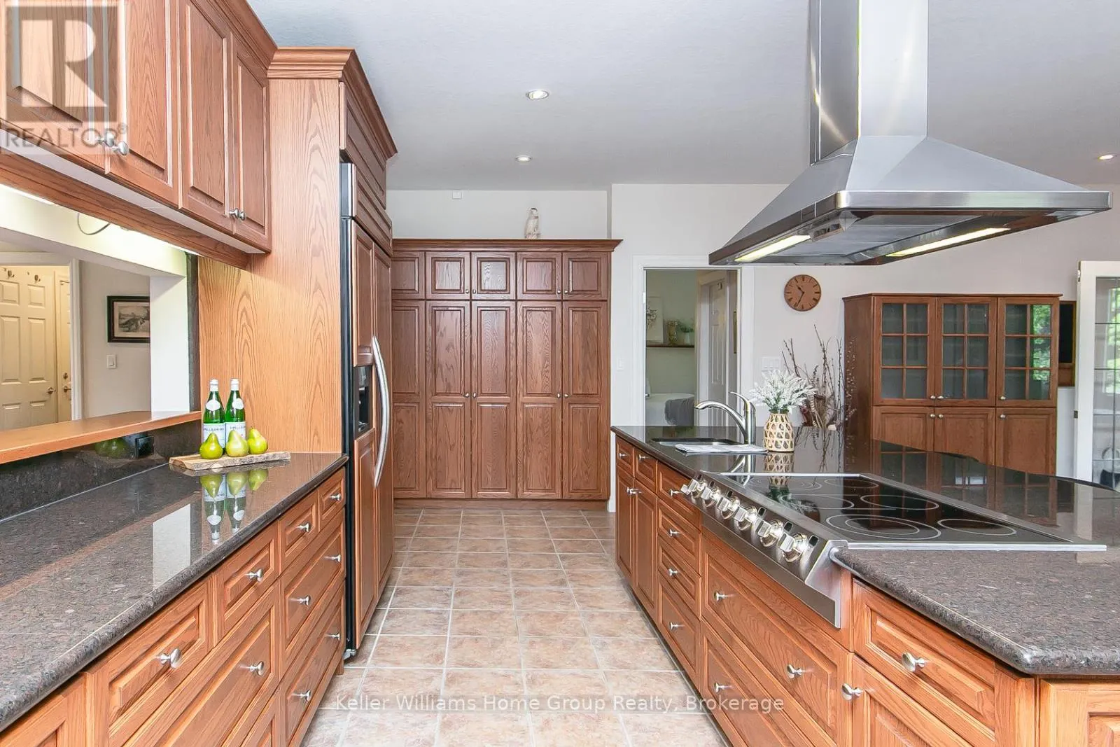 15 KEYS CRESCENT
