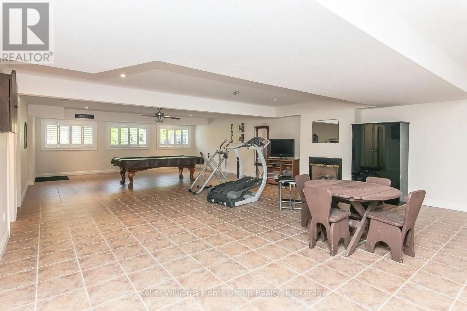 15 KEYS CRESCENT