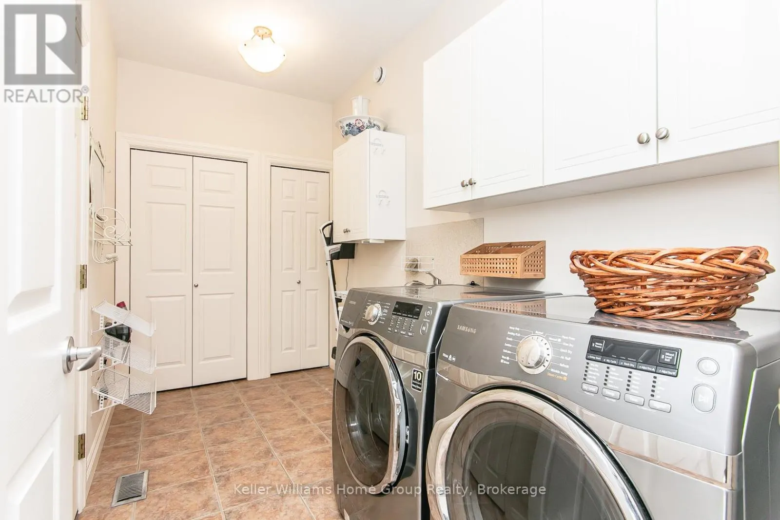 15 KEYS CRESCENT