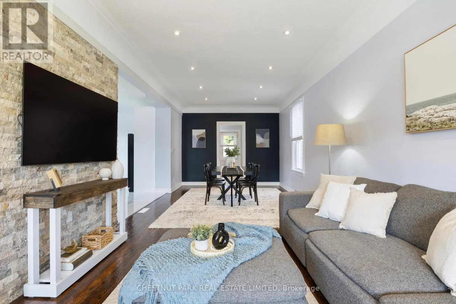 11 FAIRVIEW ROAD