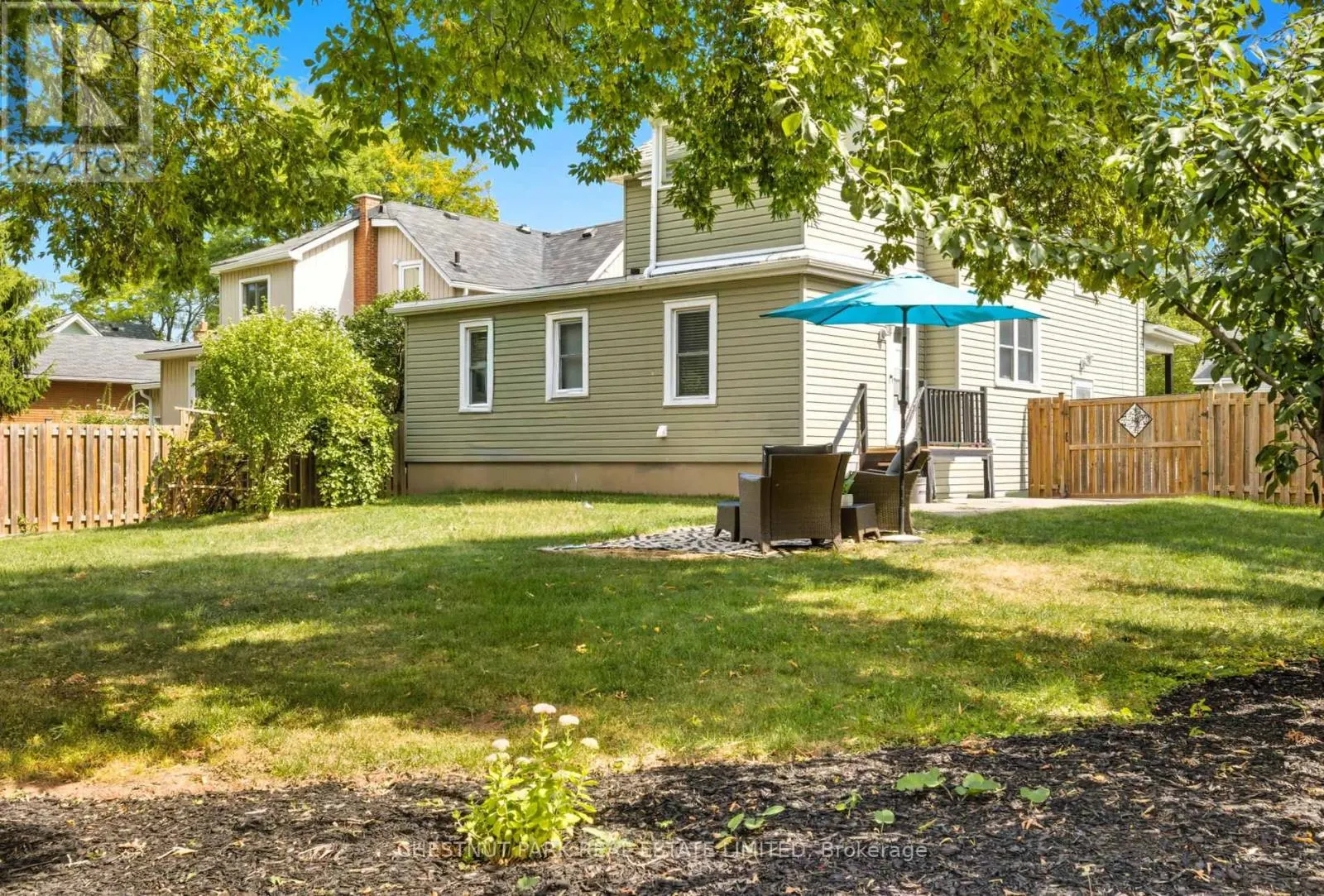 11 FAIRVIEW ROAD
