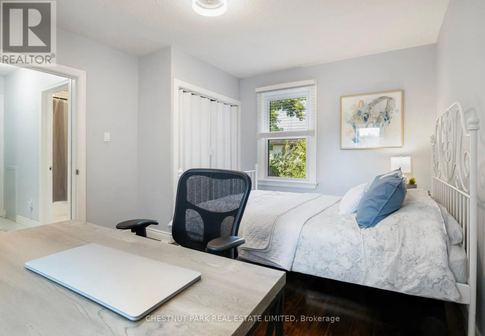 11 FAIRVIEW ROAD