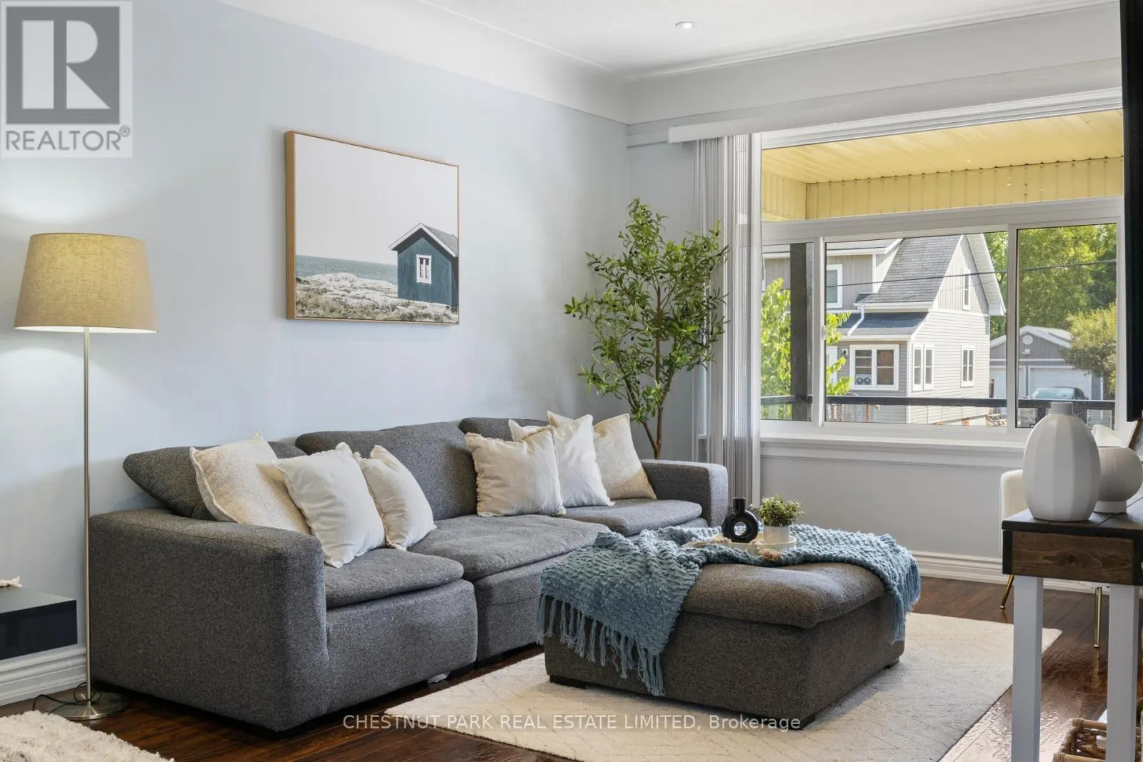 11 FAIRVIEW ROAD