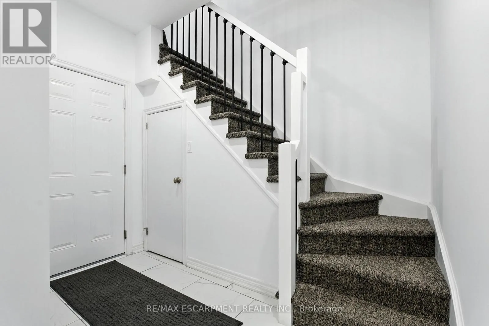34 - 337 BEACH BOULEVARD