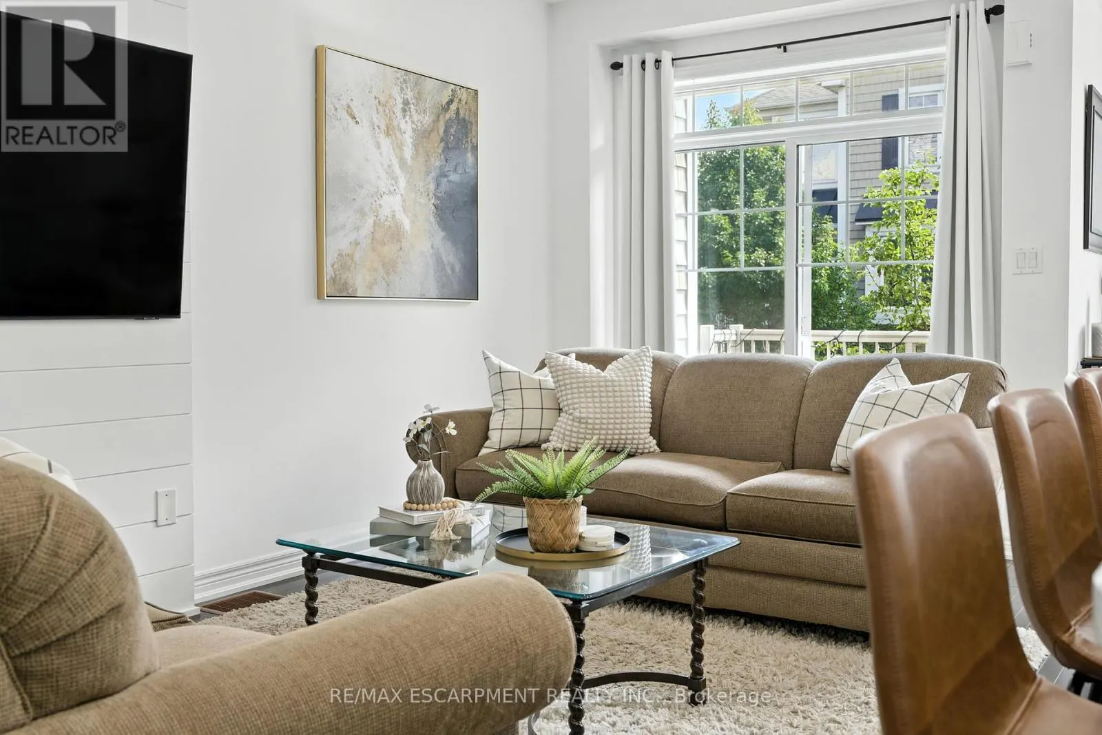 34 - 337 BEACH BOULEVARD
