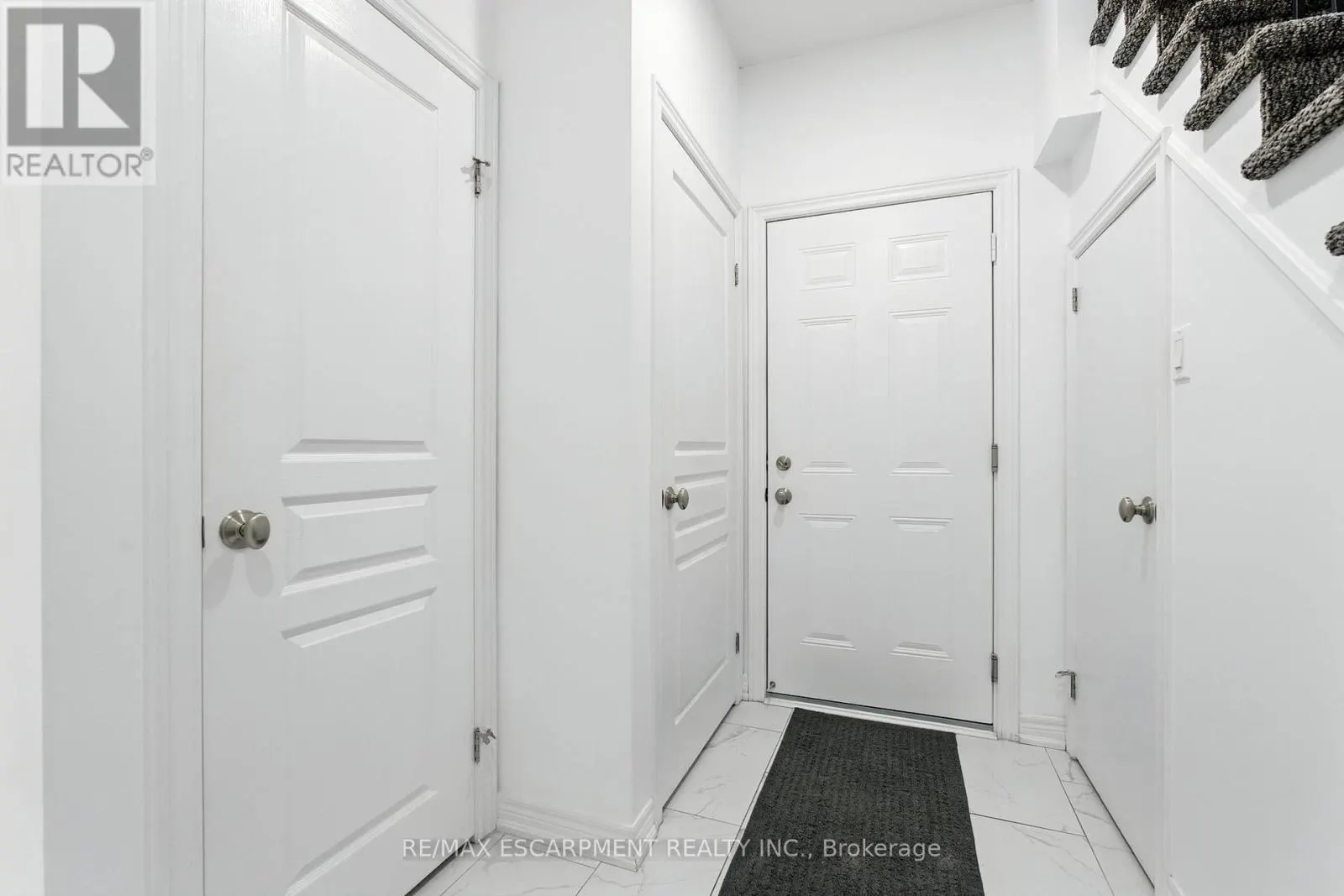 34 - 337 BEACH BOULEVARD