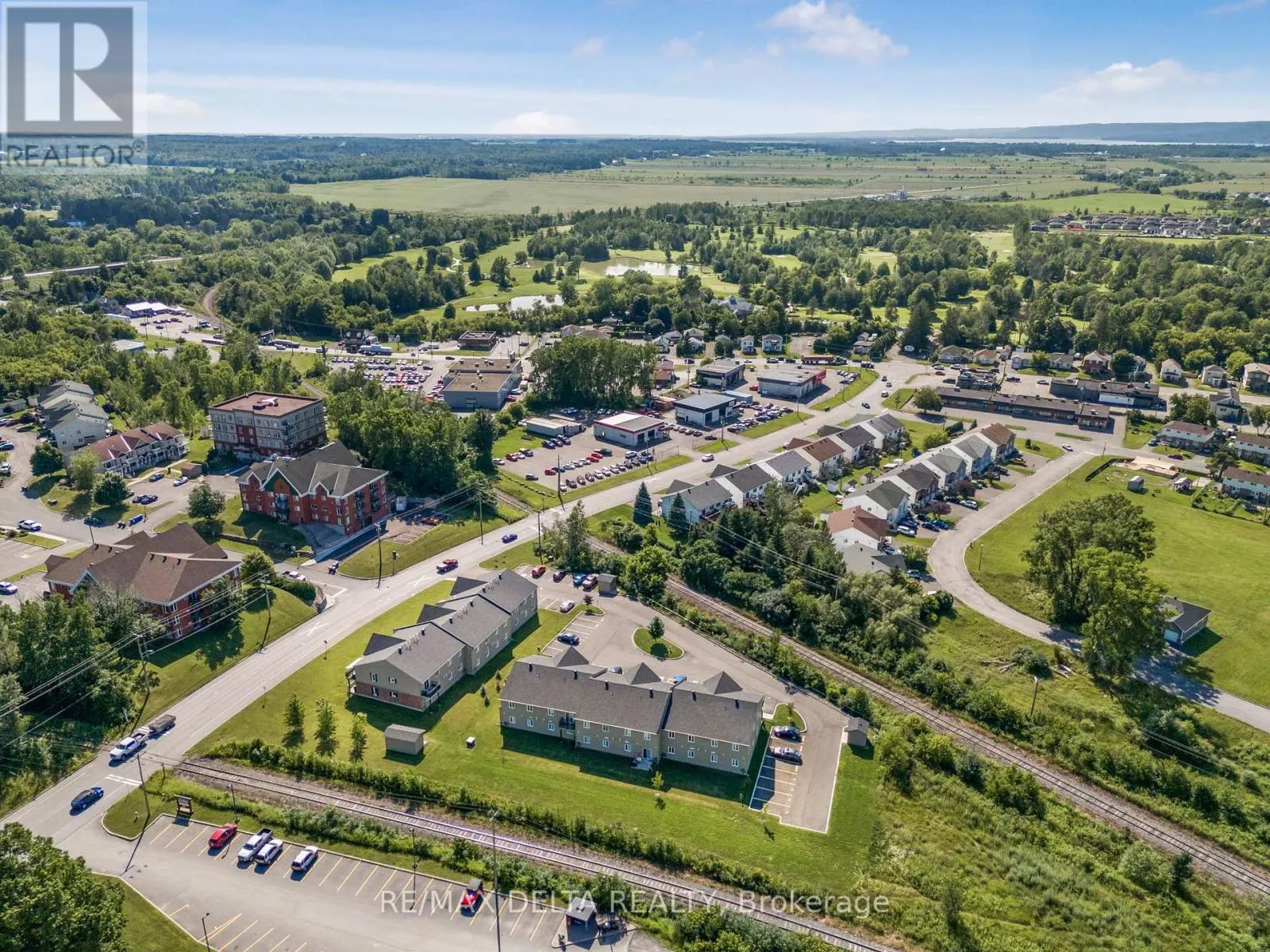 202 - 225 SPENCE AVENUE