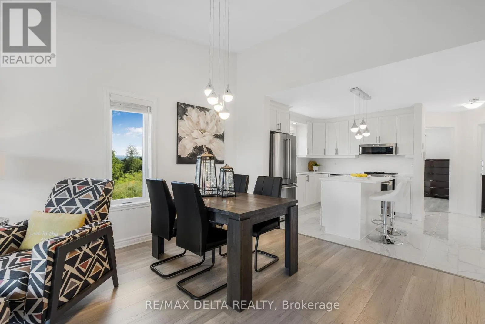 202 - 225 SPENCE AVENUE