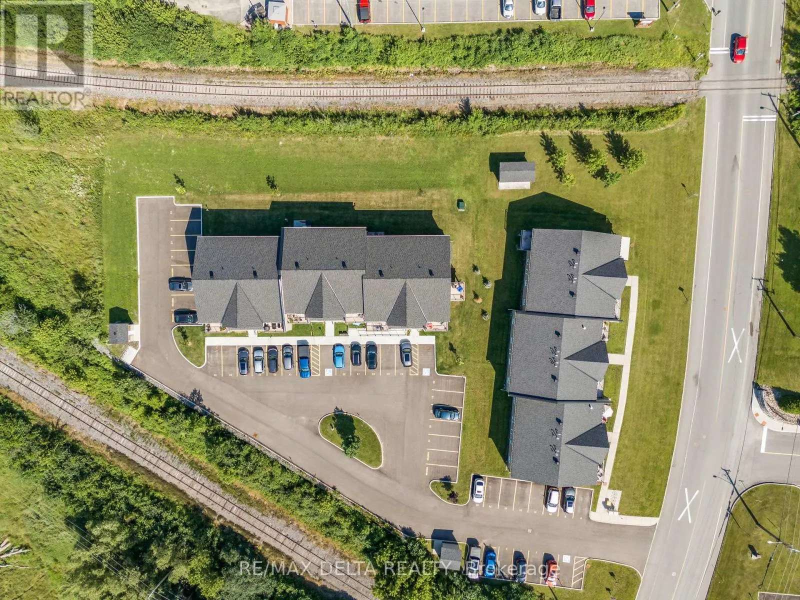 202 - 225 SPENCE AVENUE