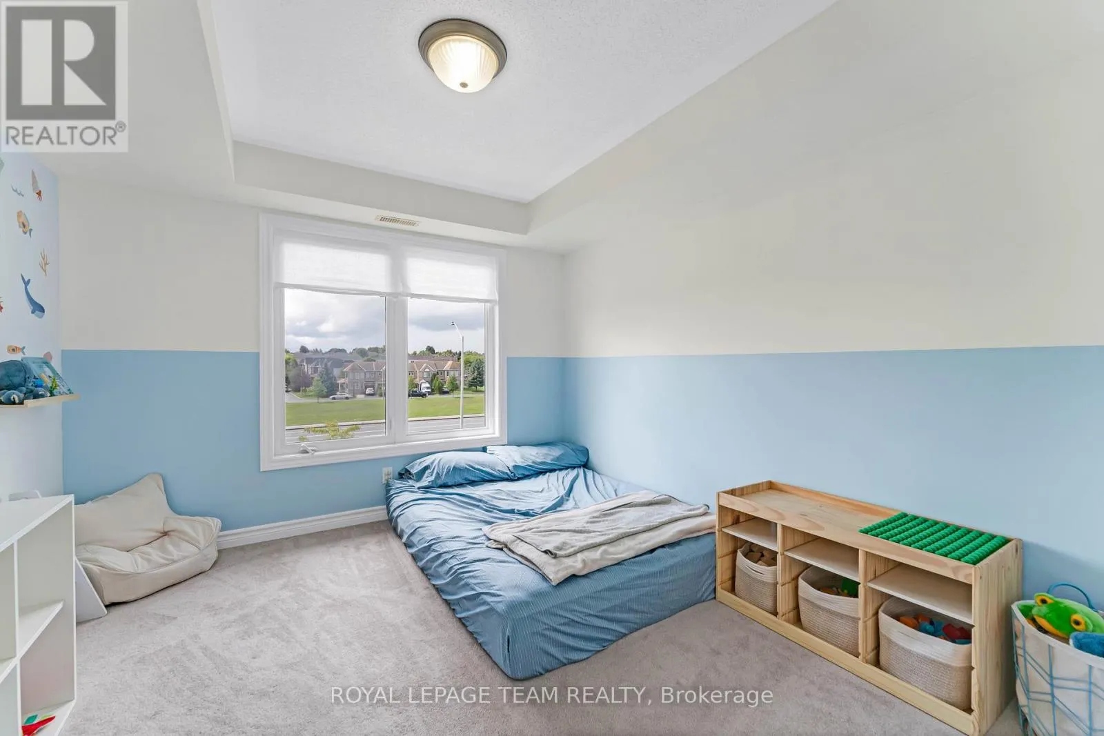8 - 575 STONEFIELD PRIVATE