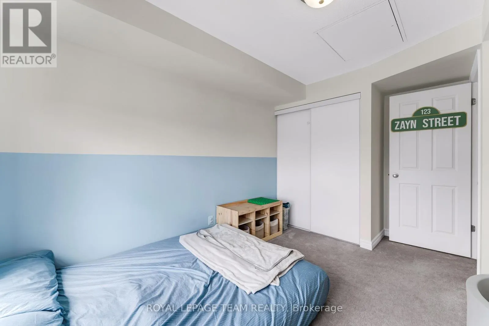 8 - 575 STONEFIELD PRIVATE