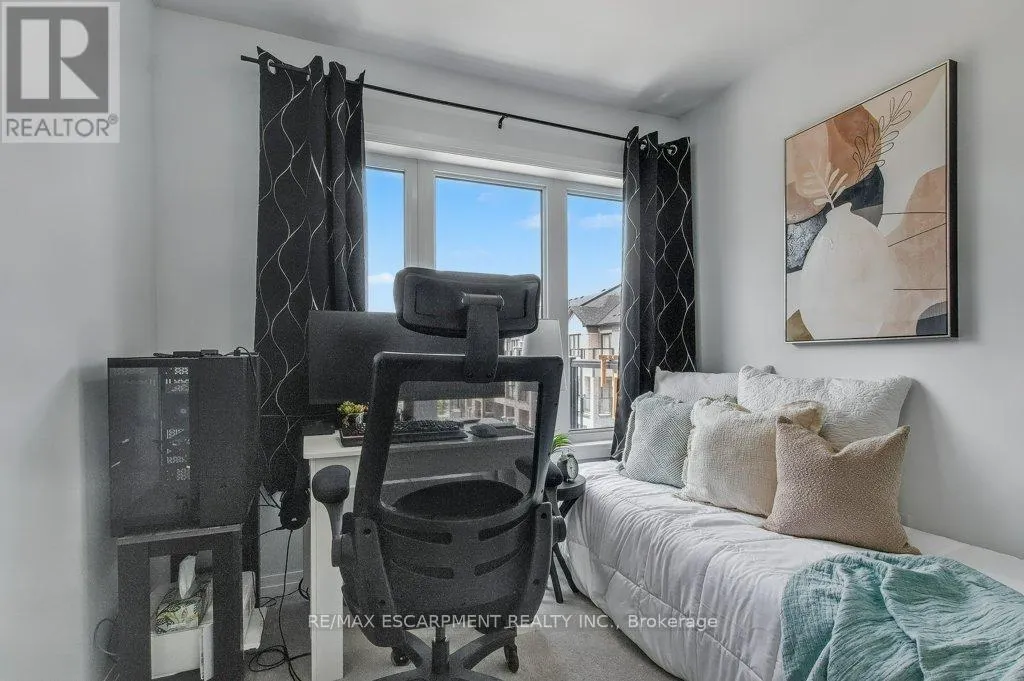 1115 - 585 COLBORNE STREET E