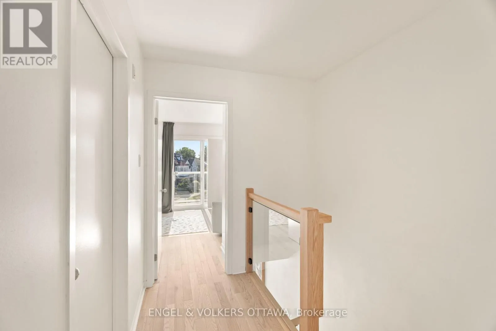 2 - 4 SHERBROOKE AVENUE