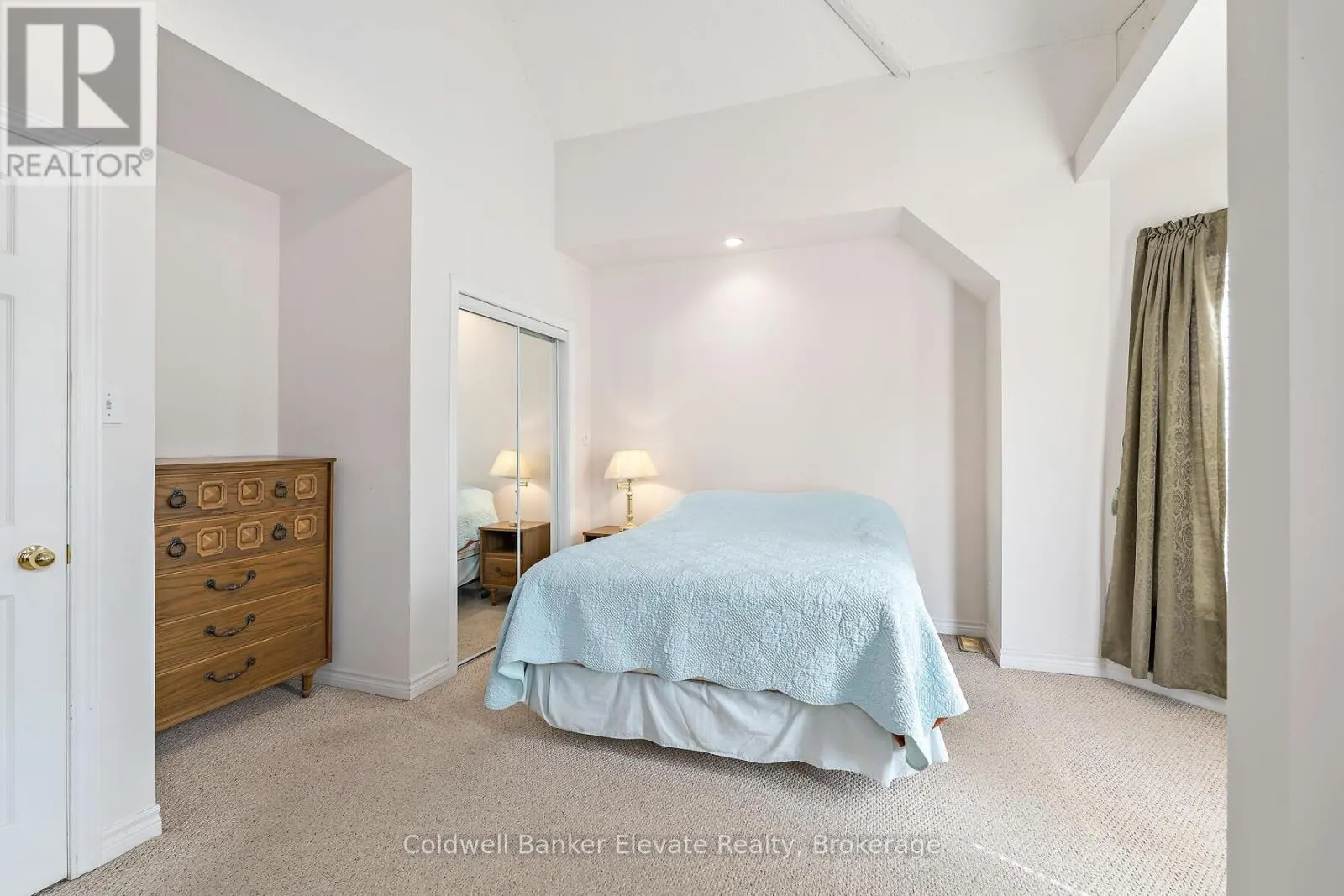 27 TISDALE STREET N