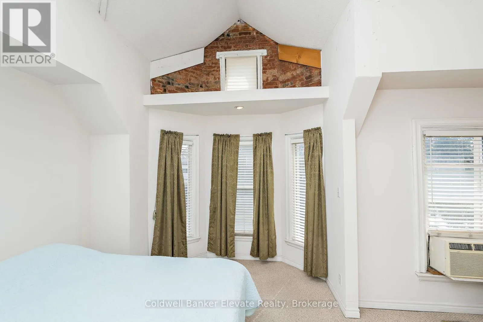 27 TISDALE STREET N