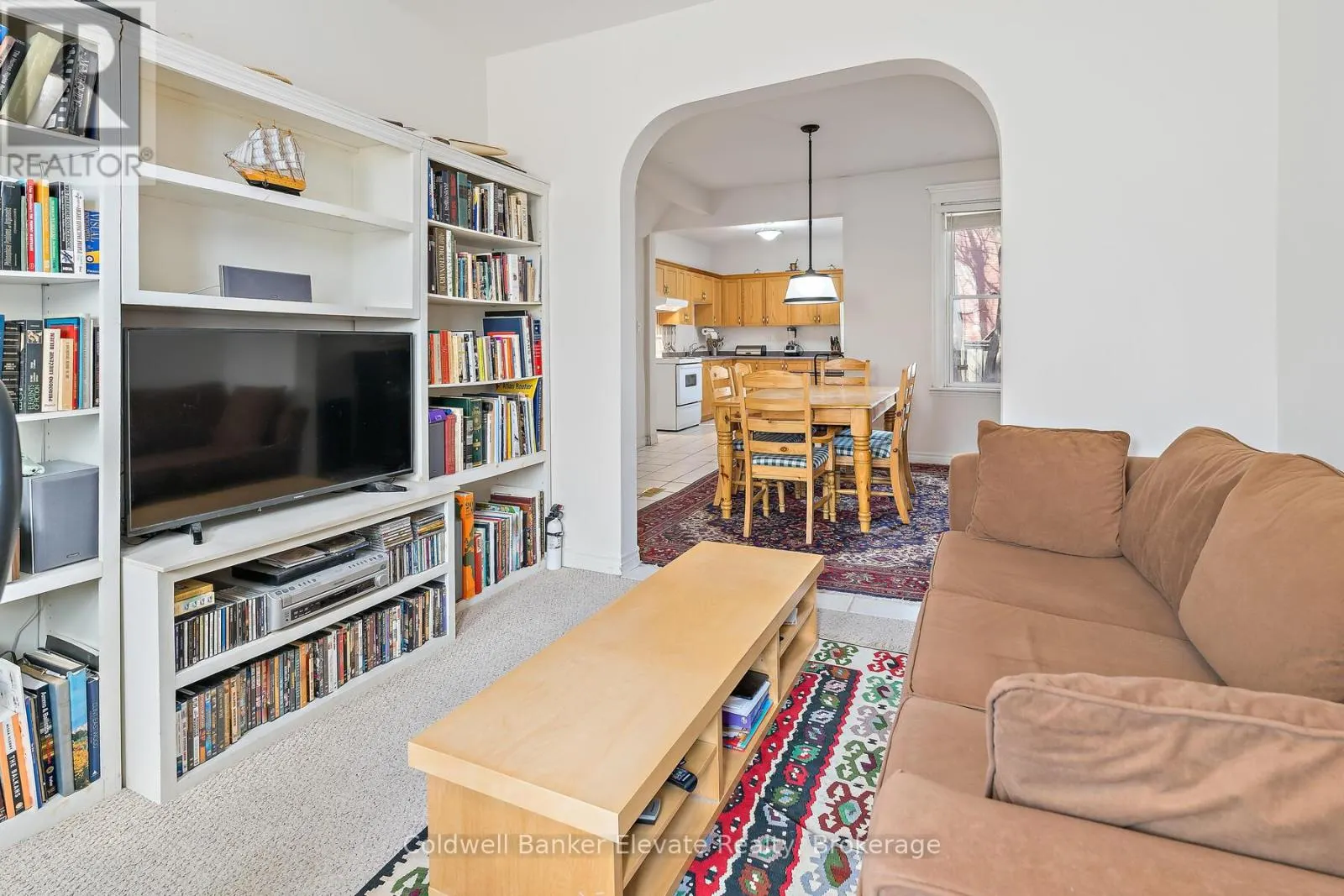 27 TISDALE STREET N
