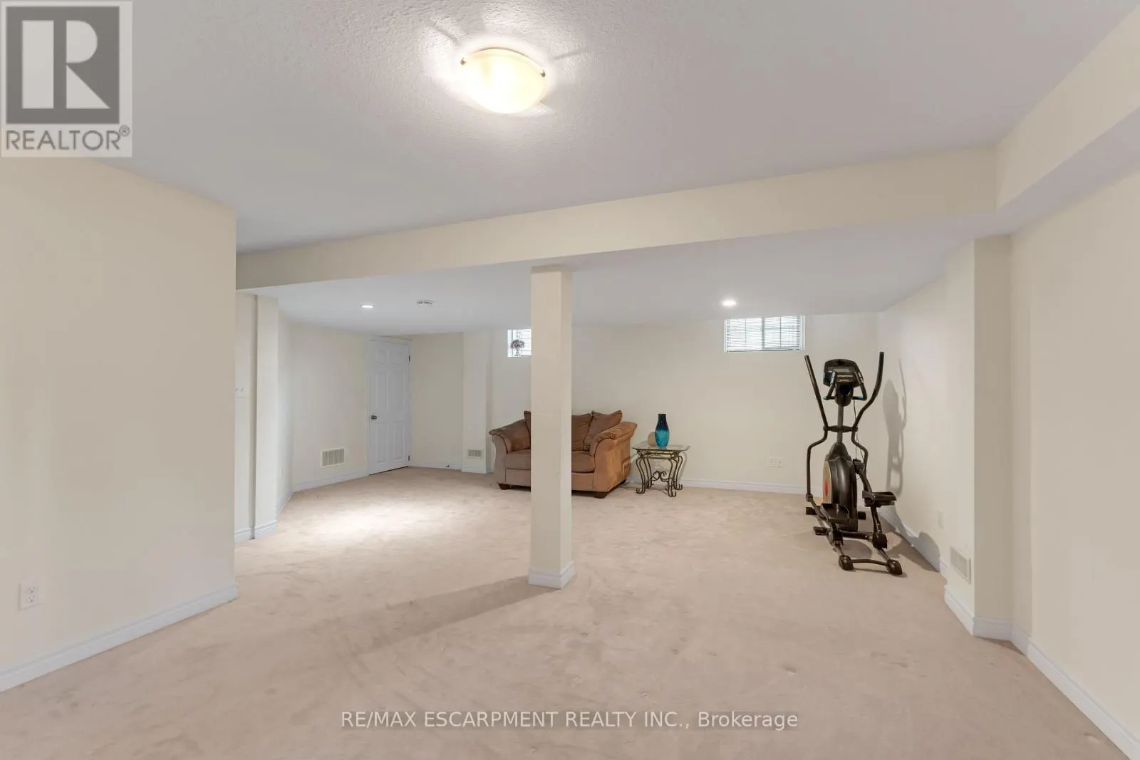 36 CONNELL CRESCENT