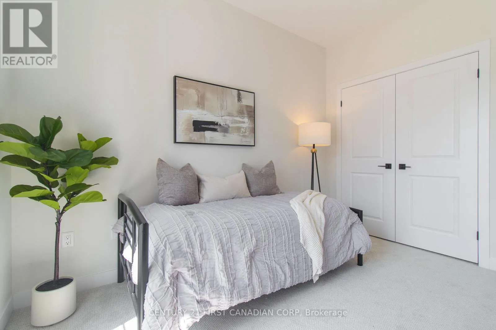 6694 HAYWARD DRIVE