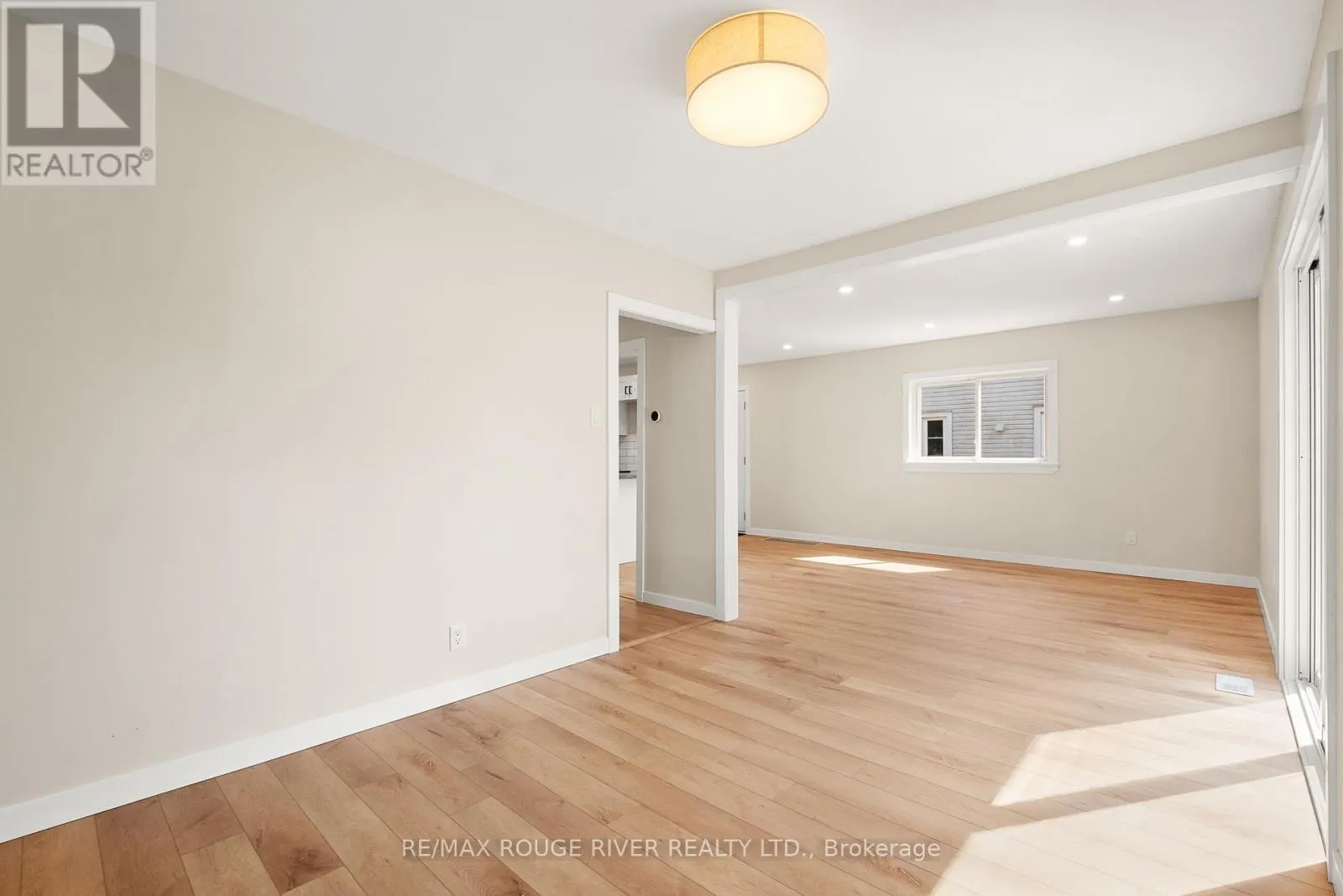 363 CAMPBELL STREET