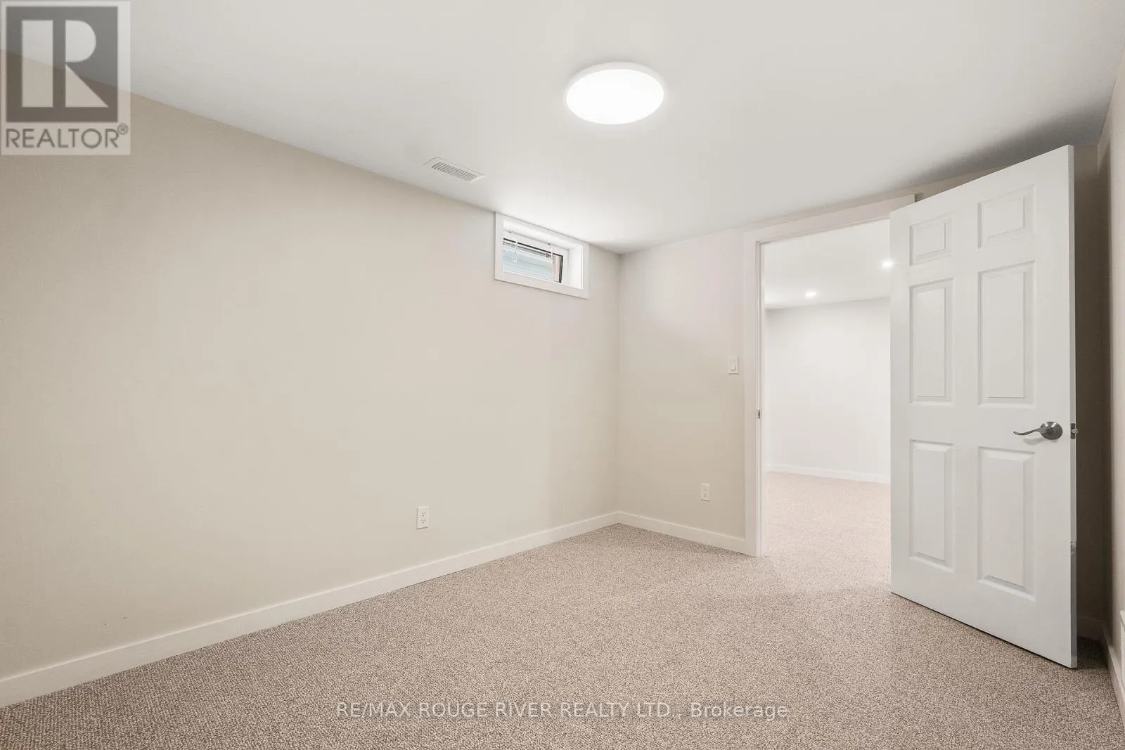 363 CAMPBELL STREET