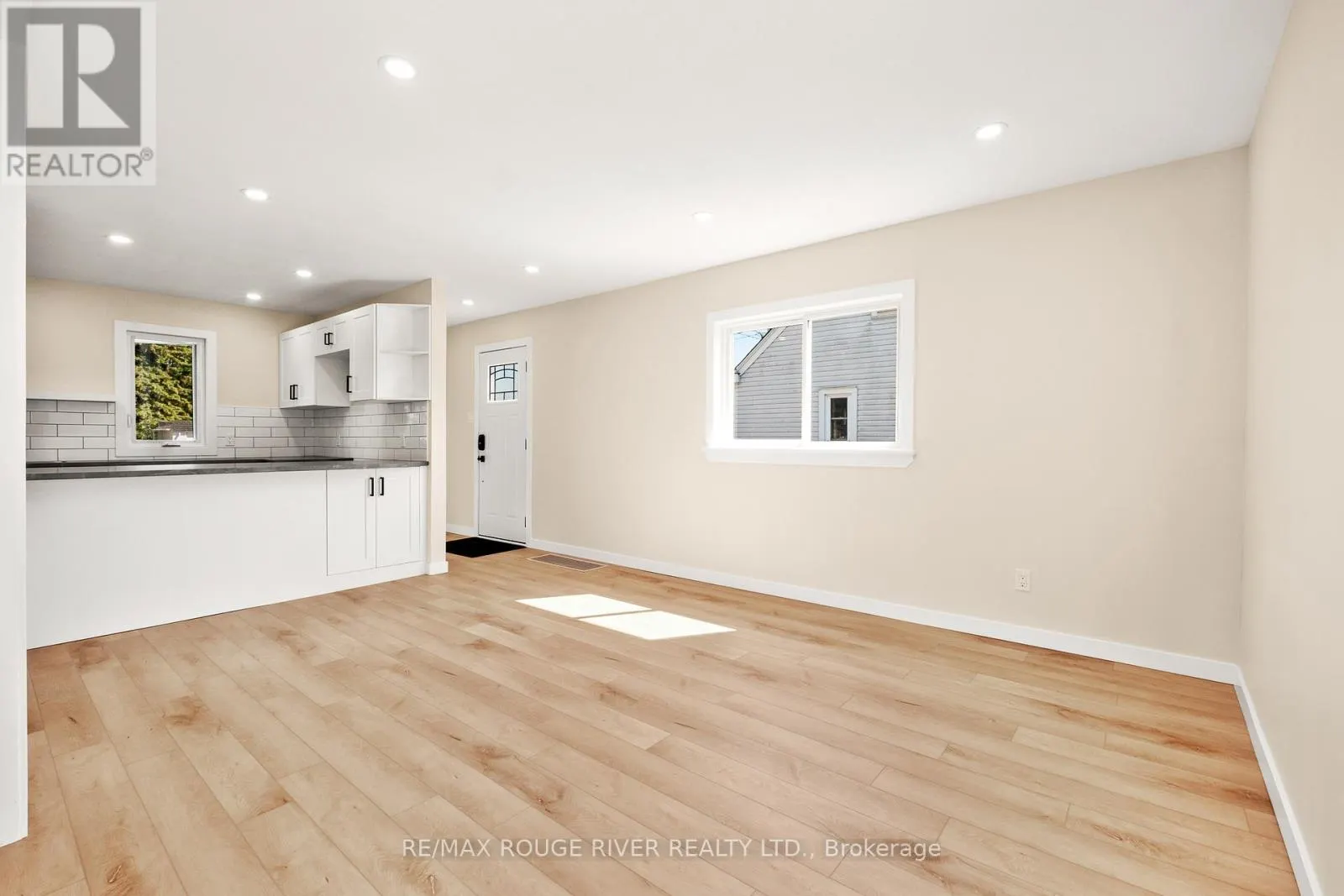 363 CAMPBELL STREET