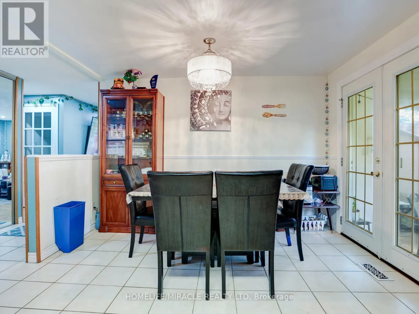 128 MACATEE PLACE